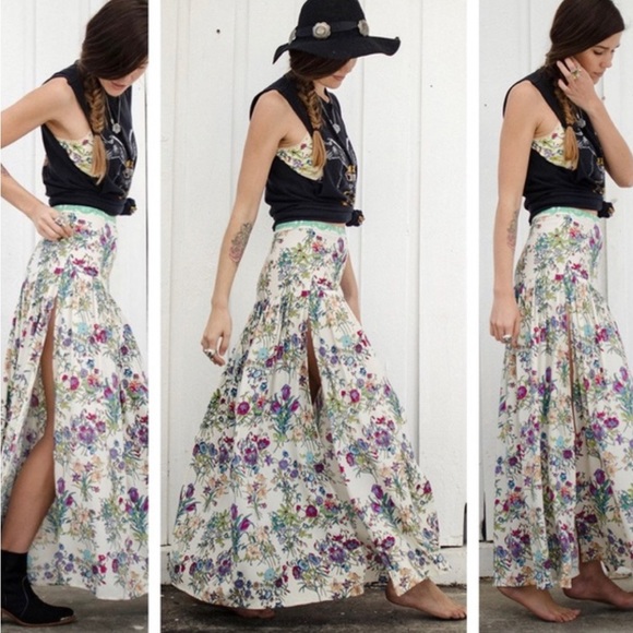 🦄RARE SPELL QYPSY QUEEN SPLIT/SLIT MAXI SKIRT EUC!! Size Small (top separate) - Picture 2 of 4